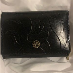 NWOT Designer Genuine Leather Wallet